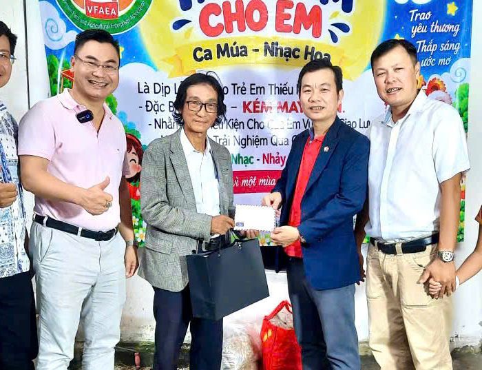 VFAEA thăm và trao quà Trung tâm Nhân đạo Nhân Tâm nhân dịp Tết Trung thu 2026