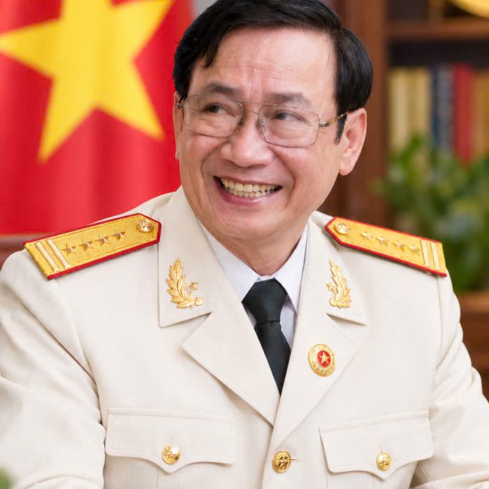 Tổng họp các bài báo về Chủ tịch Lê Duy Minh